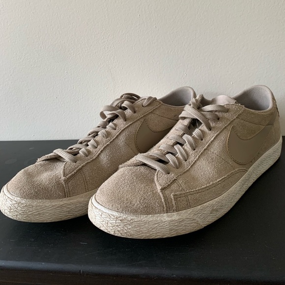 khaki nike blazers